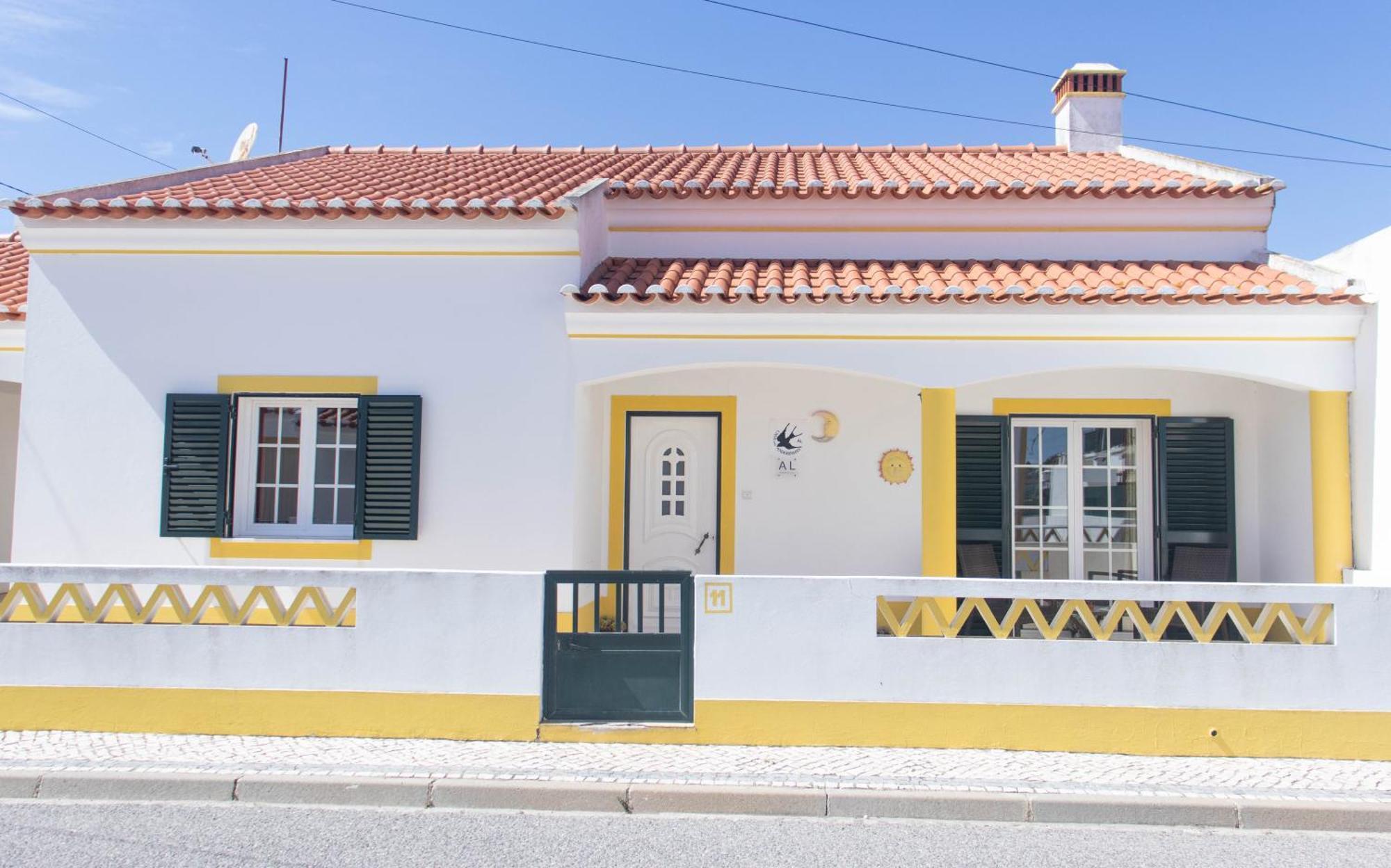 AL Casa das Andorinhas Almograve Exterior foto